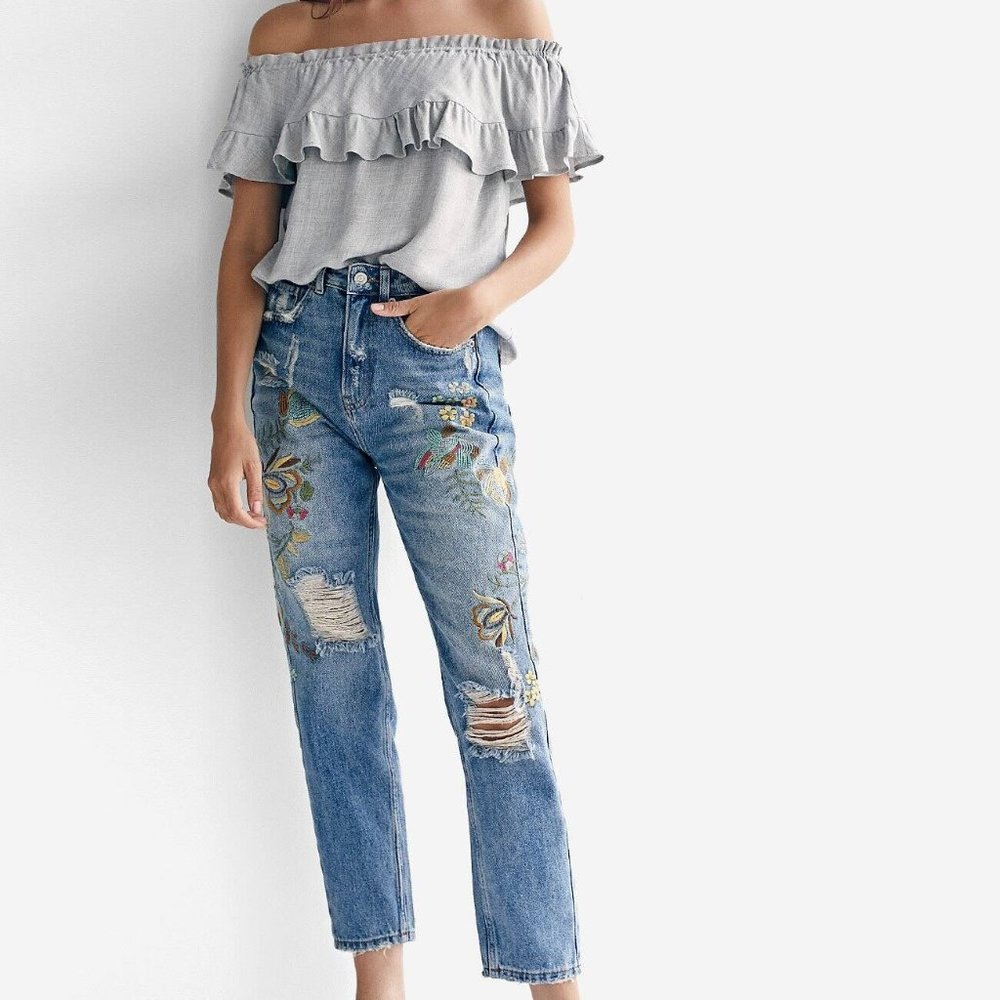 Stradivarius Embroidered Floral High-Waisted Jeans